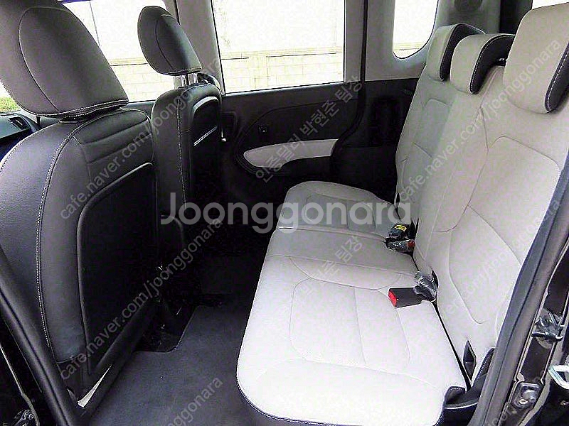 레이 중고 가격 더 뉴 기아 레이 검정색 2023년식 41,747km 시그니처 중고차 할부가능--7